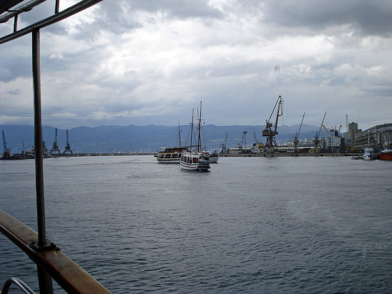 08 Auslaufen aus dem Hafen von Rijeka
