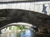051 und unten durch
